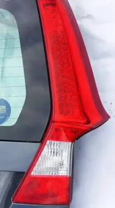 Volvo V70 Tailgate rear/tail lights