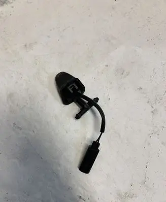 BMW 3 E90 E91 Windshield washer spray nozzle 8365385 1965161D