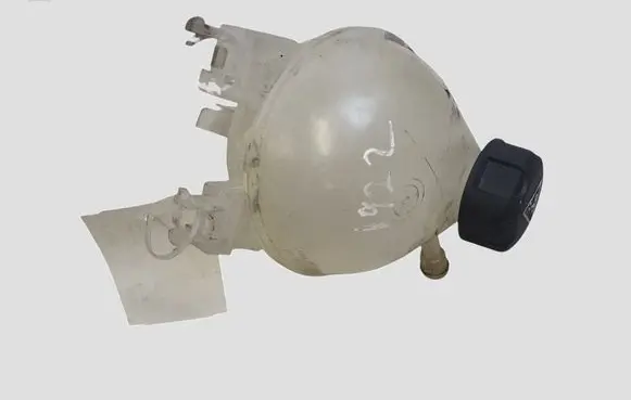 Peugeot 207 Coolant expansion tank/reservoir 9800777280