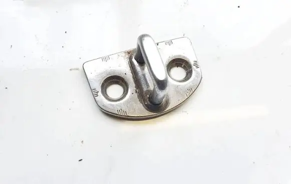 Skoda Fabia Mk1 (6Y) Rear door lock loop/hook striker 1u0837033b