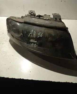 Audi A4 S4 B6 8E 8H Headlight/headlamp