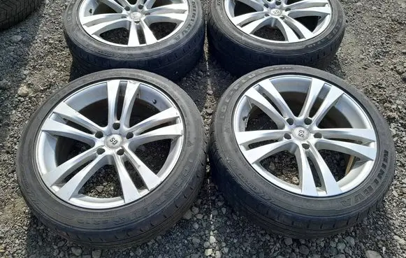 Volkswagen Transporter - Caravelle T5 R19 alloy rim 