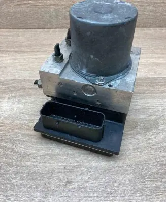 BMW 5 E60 E61 ABS Pump 6768550 0265236024