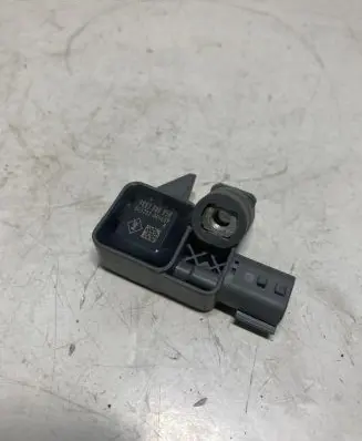 Renault Megane I Airbag deployment crash/impact sensor 988300005R 045202060609