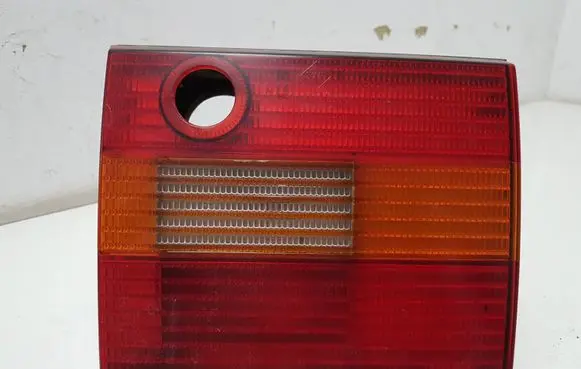 Volkswagen PASSAT B4 Tailgate rear/tail lights 3A9945108