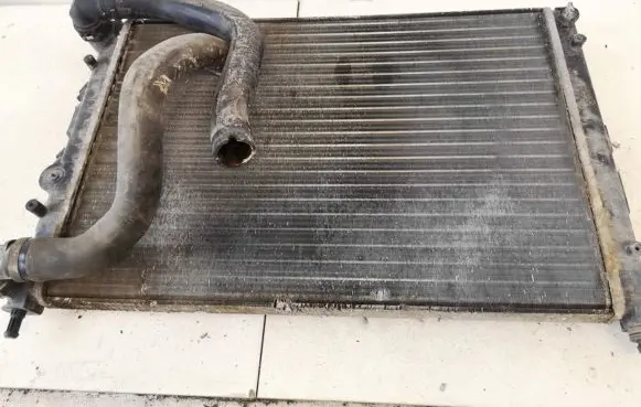 Fiat Punto (176) Coolant radiator b566