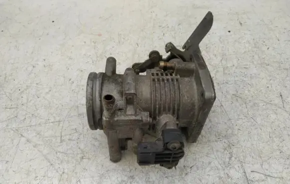 BMW 3 E36 Throttle body valve 1727809