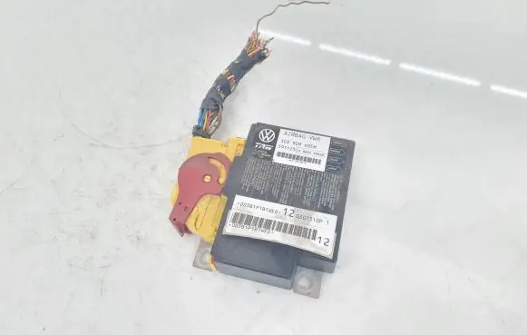 Volkswagen PASSAT B6 Airbag control unit/module 3C0909605M