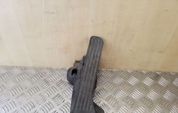Skoda Octavia Mk2 (1Z) Accelerator throttle pedal 6PV00874500