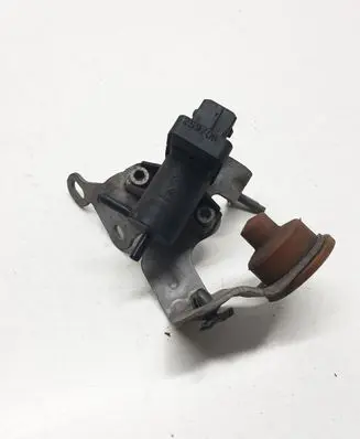 Nissan X-Trail T31 Turbo solenoid valve 8200762597