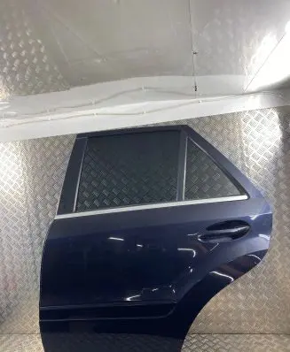 Mercedes-Benz ML W164 Rear door 