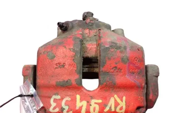 Volkswagen PASSAT B6 Front brake caliper