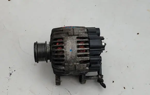 Volkswagen Caddy Generator/alternator 