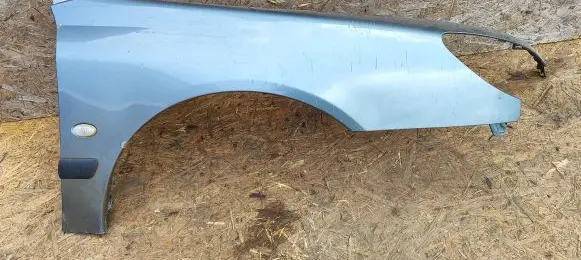 Peugeot 607 Fender
