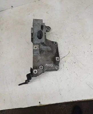 Skoda Fabia Mk1 (6Y) Generator/alternator bracket 038903143R