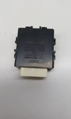 Toyota RAV 4 (XA40) Window wiper relay 4230002080