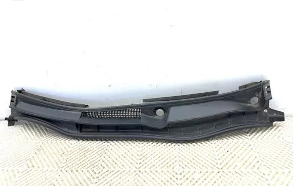 Lexus IS III XE30 Wiper trim 5570853120