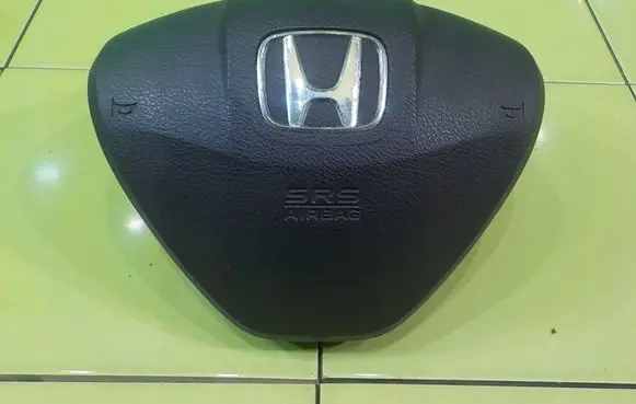 Honda Insight Steering wheel airbag 