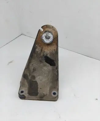Mercedes-Benz C W204 Engine mounting bracket A6462230704