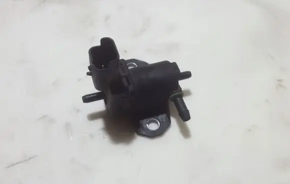 Peugeot 308 Vacuum valve 9688124580