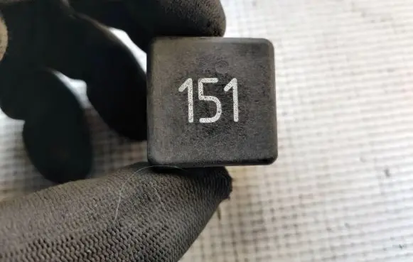 Audi A4 S4 B5 8D Other relay 191945383