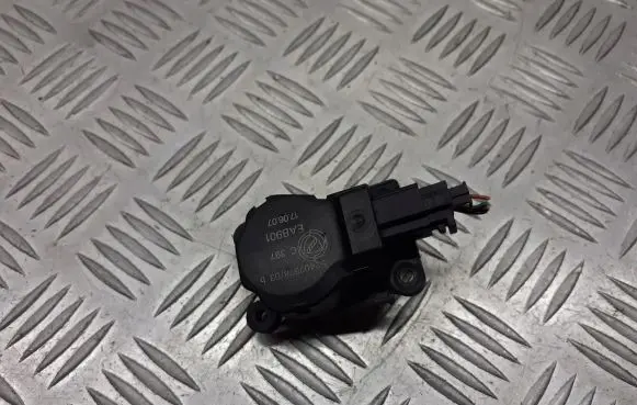 Alfa Romeo 159 A/C air flow flap actuator/motor 