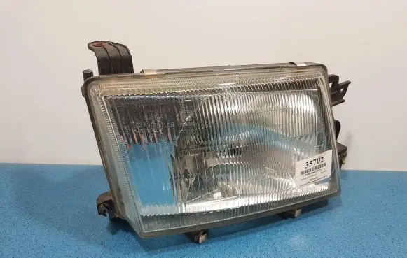 Subaru Forester SF Headlight/headlamp