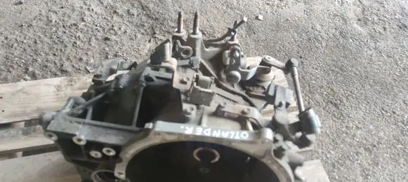 Manual 6 speed gearbox