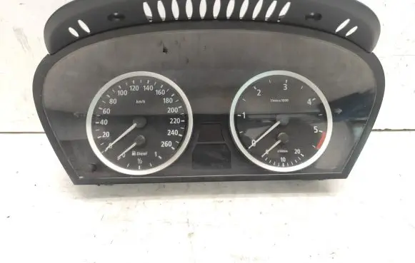 BMW 5 E60 E61 Speedometer (instrument cluster) 6947363 62116947363 110080213