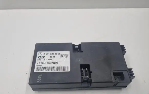 Mercedes-Benz E W211 Seat control module A2118203626 2118203626