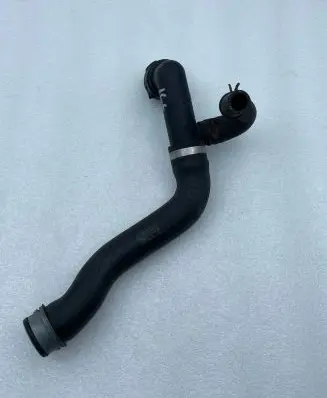 Mercedes-Benz GLS X166 Engine coolant pipe/hose A1665008575