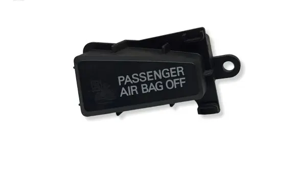 Mitsubishi Pajero Passenger airbag on/off switch R3311