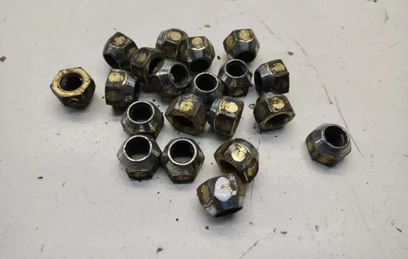 Nissan Murano Z50 Nuts/bolts 