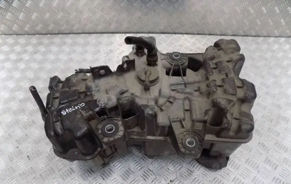 Alfa Romeo Stelvio AdBlue liquid reservoir 