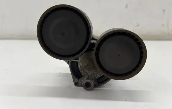 BMW 6 F06 Gran coupe Generator/alternator belt tensioner 7810807
