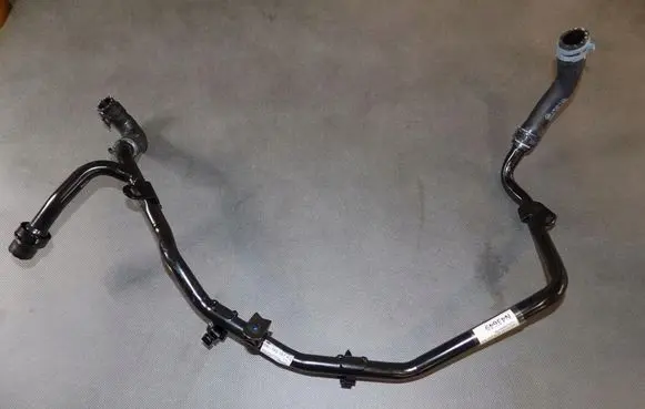 Audi Q5 SQ5 Engine coolant pipe/hose 04L122157AQ