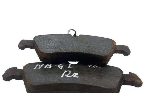 Mercedes-Benz GL X164 Brake pads (front) 