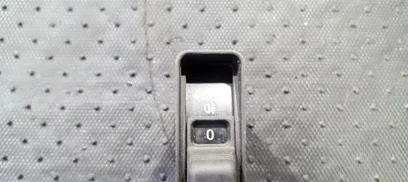 BMW 5 E34 Fog light switch 38813709 61.311389094