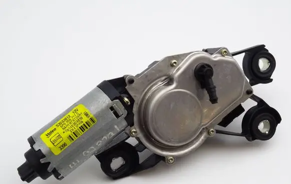 Seat Toledo III (5P) Rear window wiper motor 5P0955711C 53033812