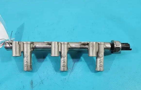Peugeot 2008 I Fuel main line pipe 9802438180 IMPRK1382659