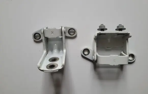 Nissan Rogue Rear door hinge set 824003NA0A 824203NA0A 824003NA1A