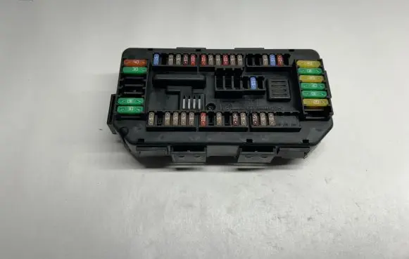 BMW 1 F20 F21 Fuse box set 9389068 61149389068