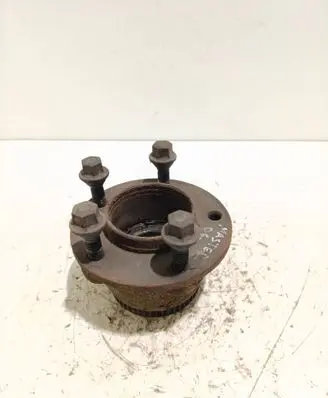 Renault Master II Rear wheel hub