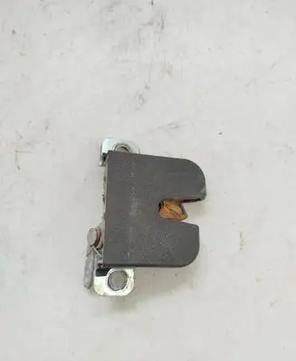 Seat Ibiza III (6L) Tailgate lock latch 6L6827505A