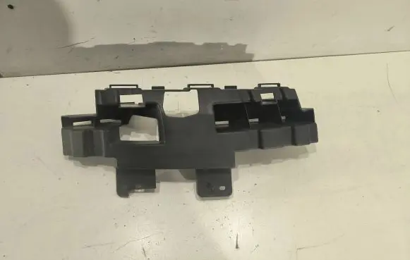 Ford Focus C-MAX Front bumper mounting bracket 3M5117E856 D2A3B