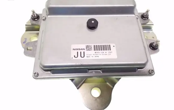 Nissan Leaf I (ZE0) Engine control unit/module MEV01104 MEV01104A1