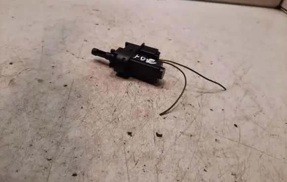Ford Focus Brake pedal sensor switch 4M5T7C634AA