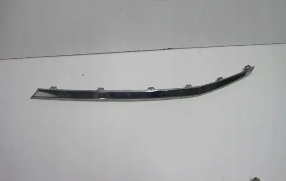 Volkswagen Transporter - Caravelle T1 Front grill 7LA853763