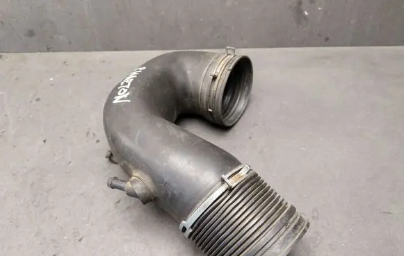 Volkswagen Phaeton Air intake duct part 3D0129615P