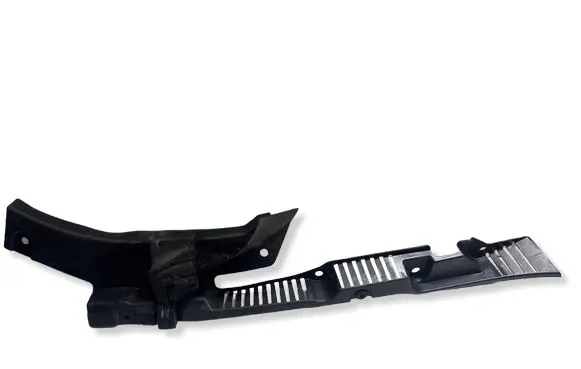 Volvo XC60 Fender mounting bracket 32216109